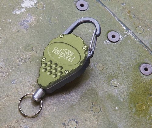 Fishpond Arrowhead Retractor Moss