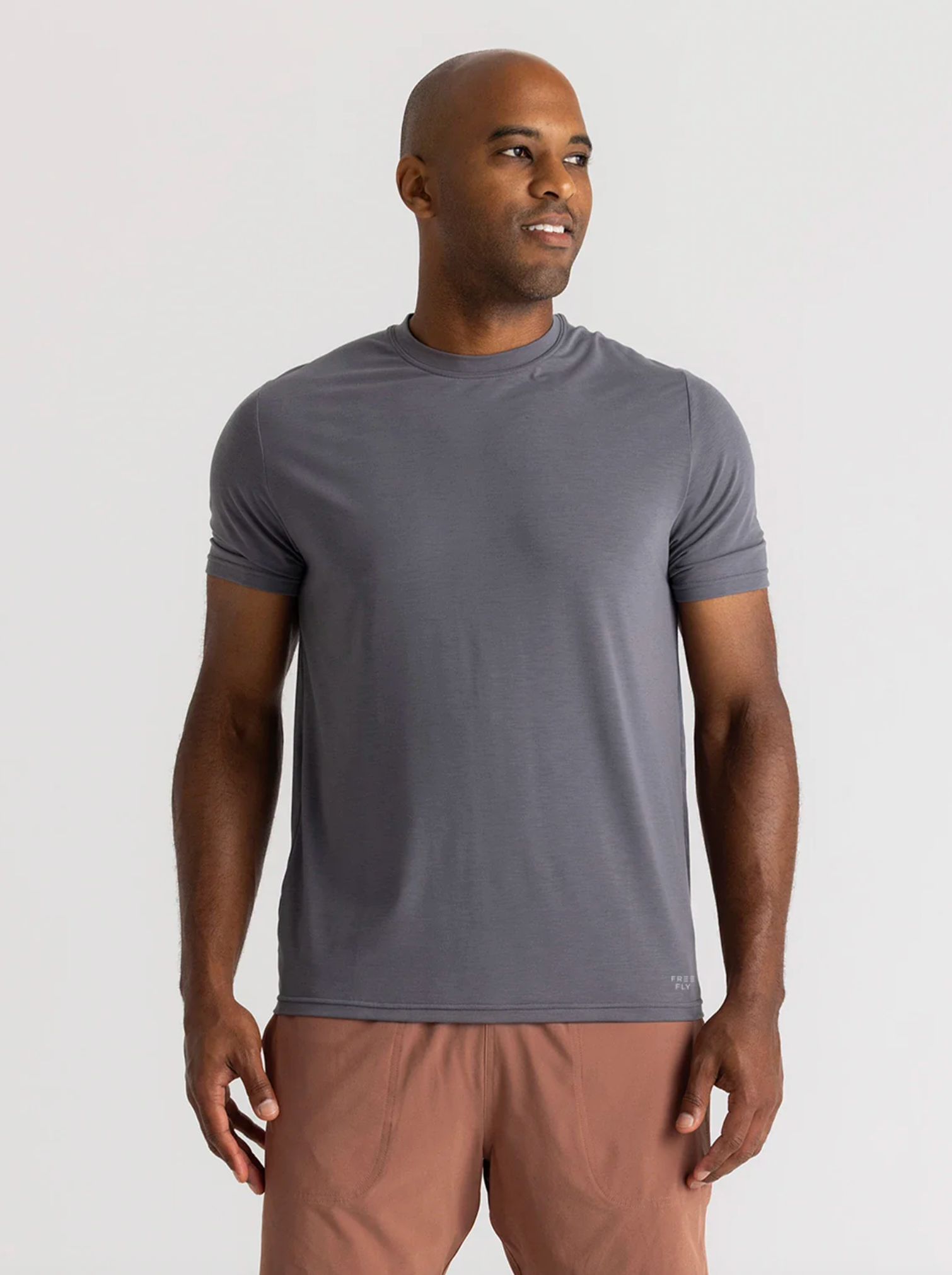 Free Fly Men's Elevate Lightweight Tee Smoke