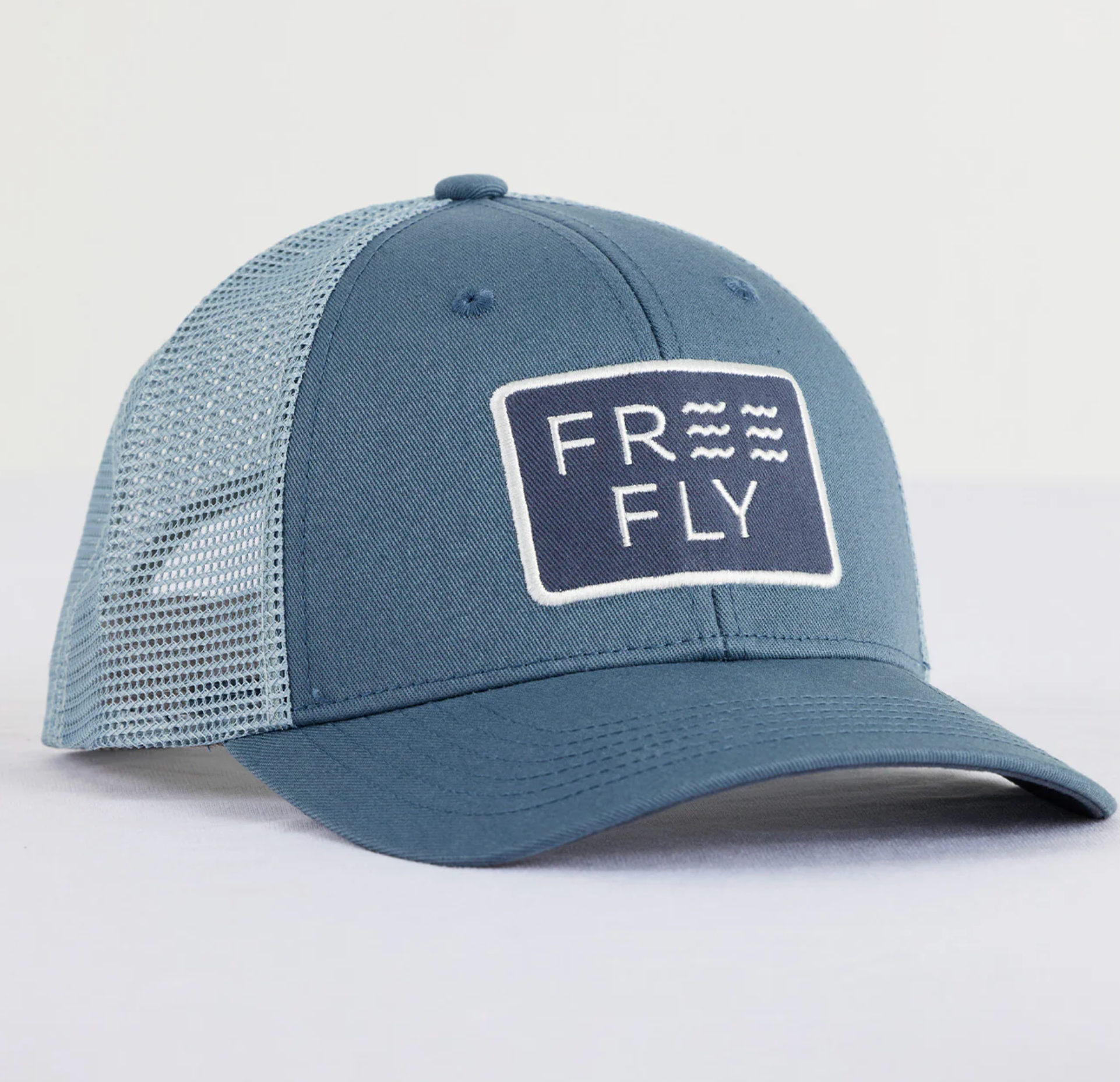 Free Fly Youth Wave Trucker Hat Slate Blue