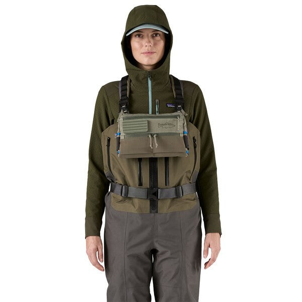 Patagonia Stealth Switch Pack 3L On Chest